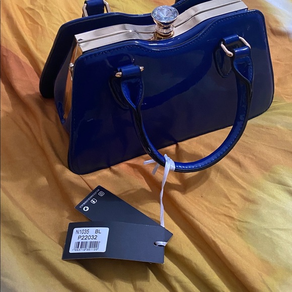 Blue Handbag - Picture 2 of 6